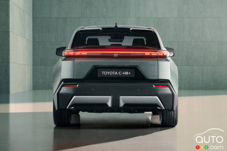 2026 Toyota C-HR+, rear
