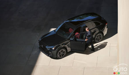 2025 Mazda CX-70, from above