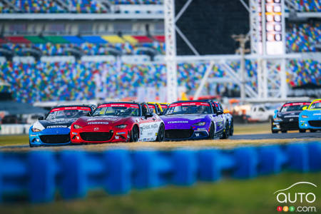 Les Mazda, sur la piste