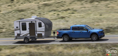 2025 Ford Maverick XLT, profile