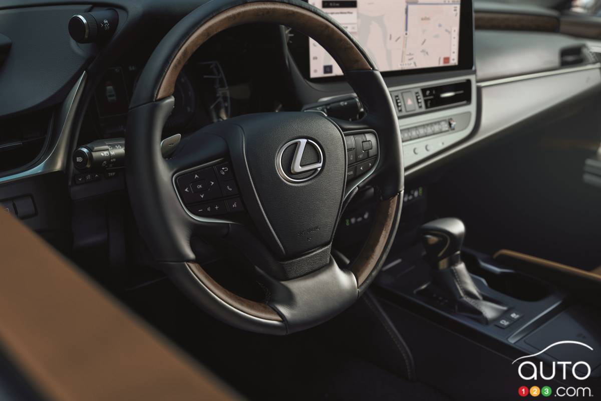 2025 Lexus ES 350, steering wheel