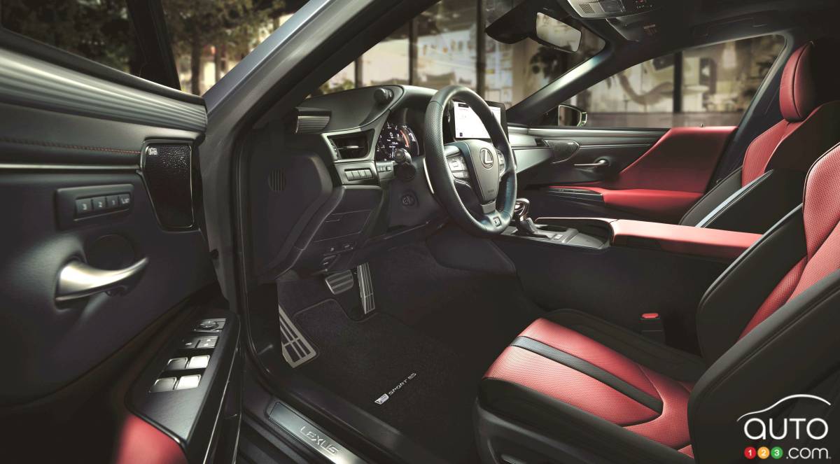 2025 Lexus ES 350, interior