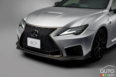 2025 Lexus RC F Final Edition, front