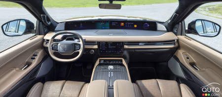 2025 Lincoln Navigator, interior