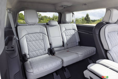 2025 Lincoln Navigator, rear seats