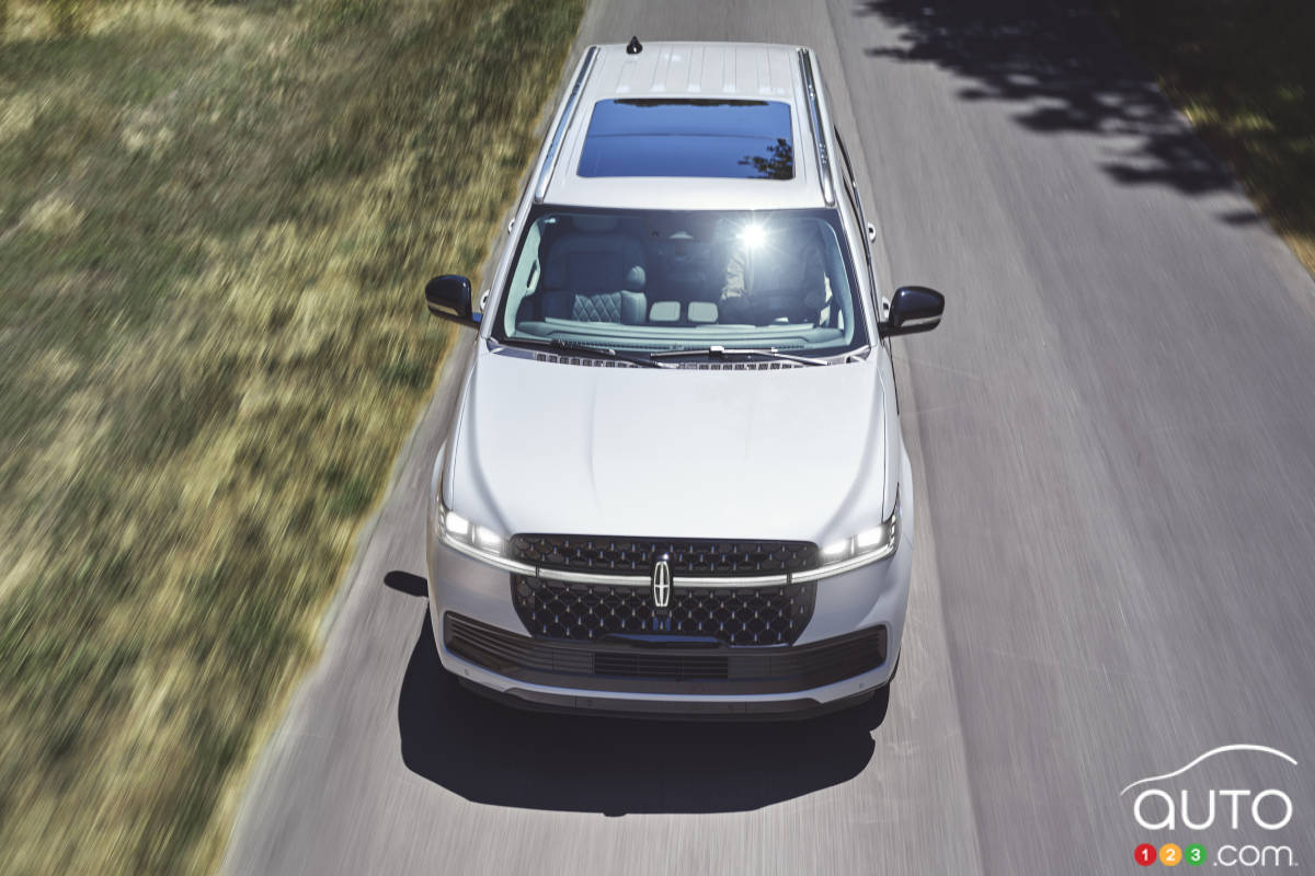 Lincoln Navigator 2025, de haut