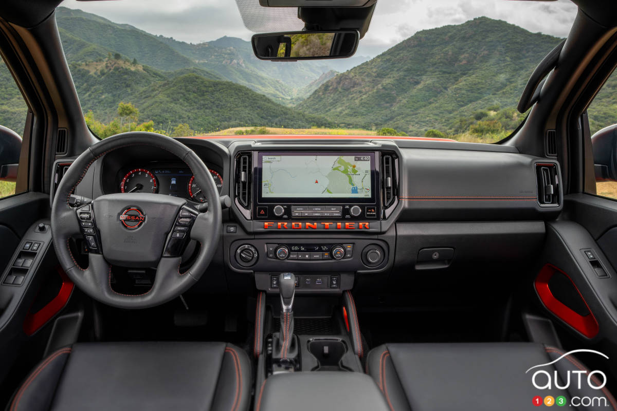 Nissan Frontier 2025, intérieur