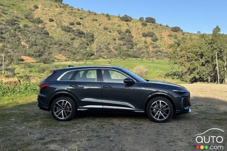 2026 Audi Q5, in profile