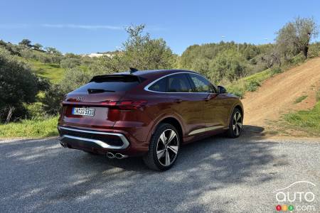 2026 Audi SQ5, three-quarters rear