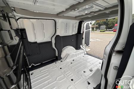 Kia EV5 2026, espace de chargement