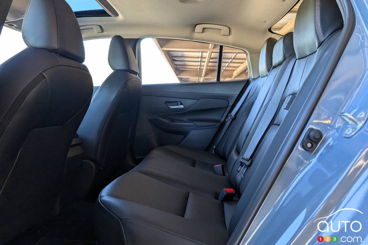 Nissan Sentra 2026, sièges arrière