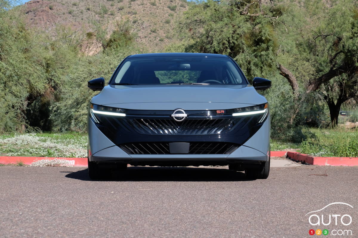 Nissan Sentra 2026, avant