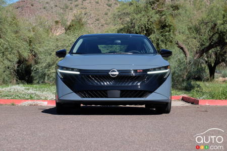 Nissan Sentra 2026, avant