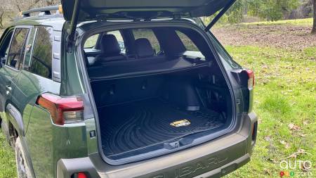 Subaru Outback Wilderness 2026, coffre