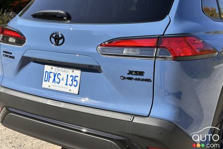 Toyota Corolla Cross hybride 2026, hayon