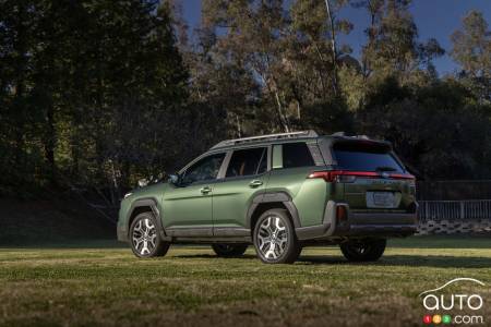 Le Subaru Outback 2026, trois quarts arrière