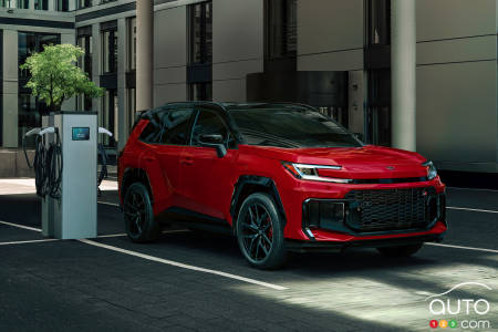 2026 Toyota RAV4 GR Sport, charging