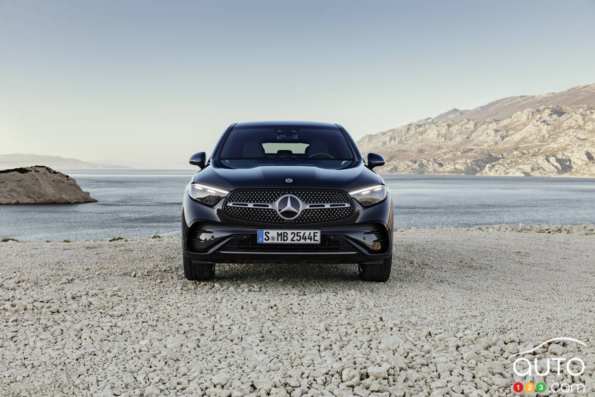 Mercedes-Benz GLC Coupé 2024, avant