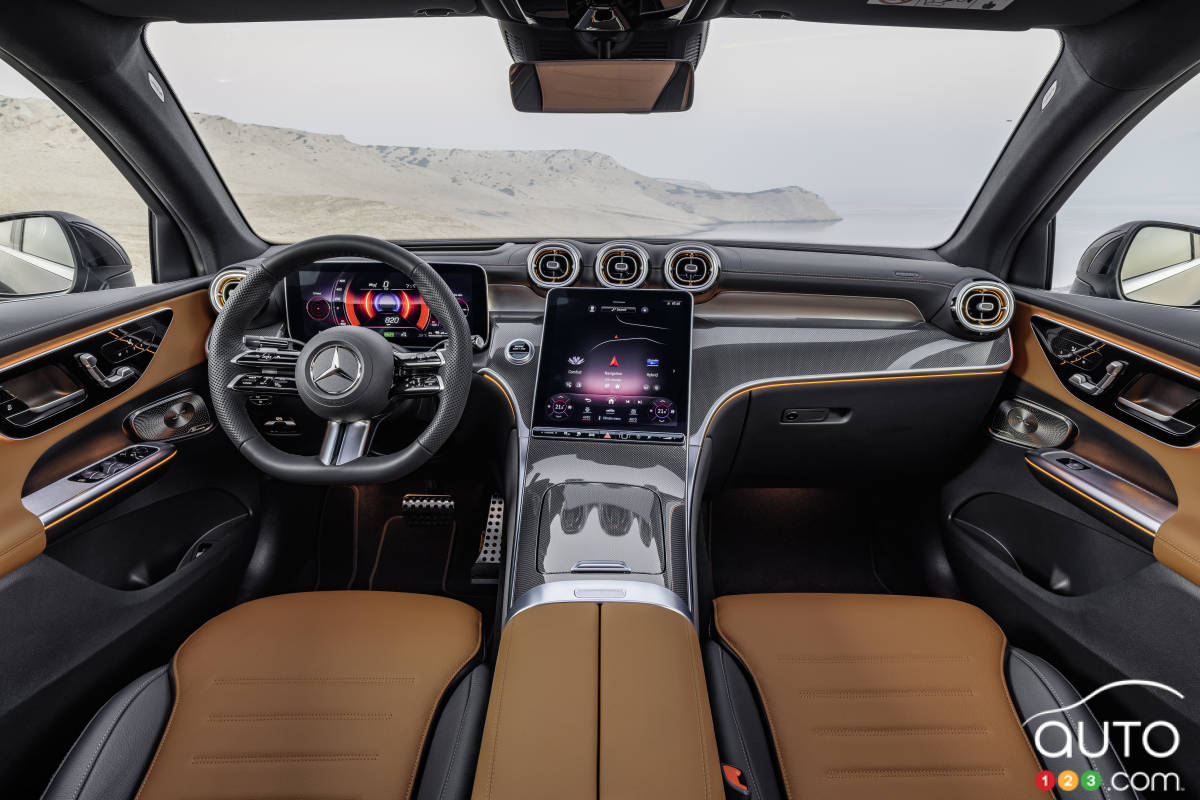 Mercedes-Benz GLC Coupé 2024, intérieur