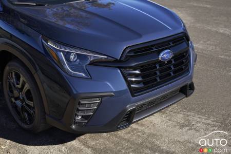 2023 Subaru Ascent, front grille