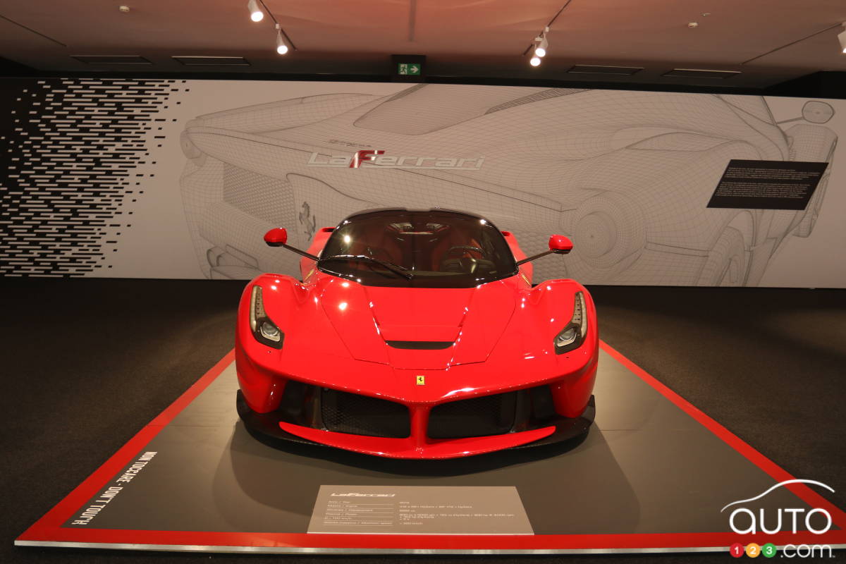 La Ferrari LaFerrari (2013).