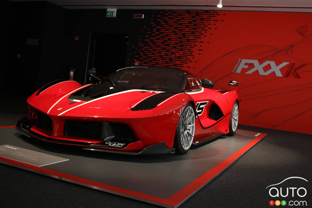 La Ferrari FXX-K (2014).
