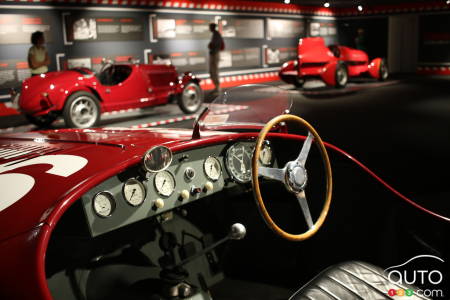 The dashboard of the Ferrari 125 S (1947).