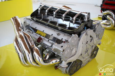 The V10 engine of Michael Schumacher’s Ferrari (2000).