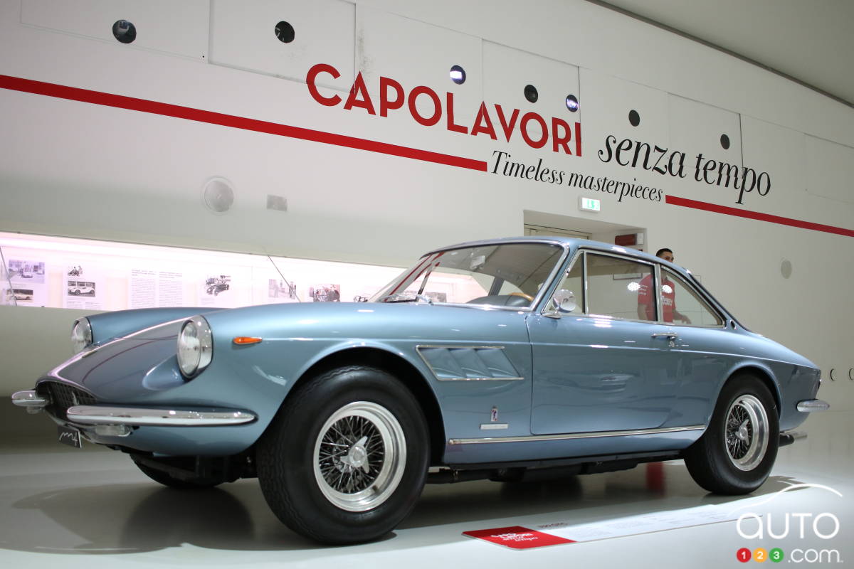 La Ferrari 330 GTC (1966).