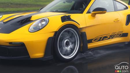 The Michelin Pilot Sport S 5 was developped in part to extent the on-track season for owners of the Porsche 911 GT3