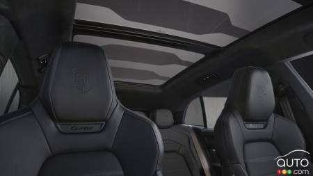 Porsche Cayenne électrique 2026, sièges, toit panoramique