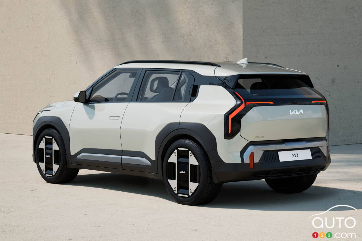 Kia EV3 2026, trois quarts arrière