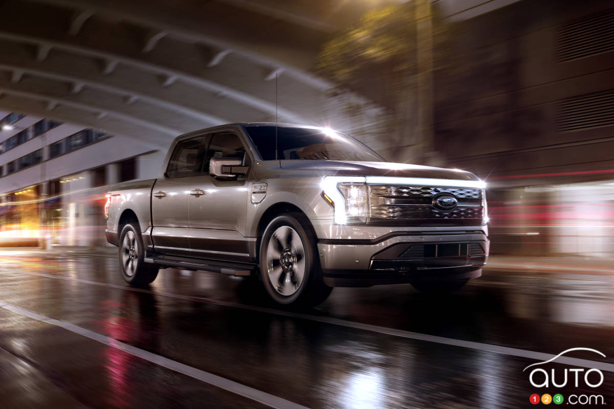 Ford F-150 Lightning, trois quarts avant