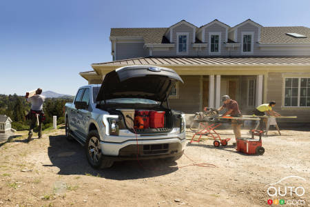 Ford F-150 Lightning Pro 2022, coffre avant