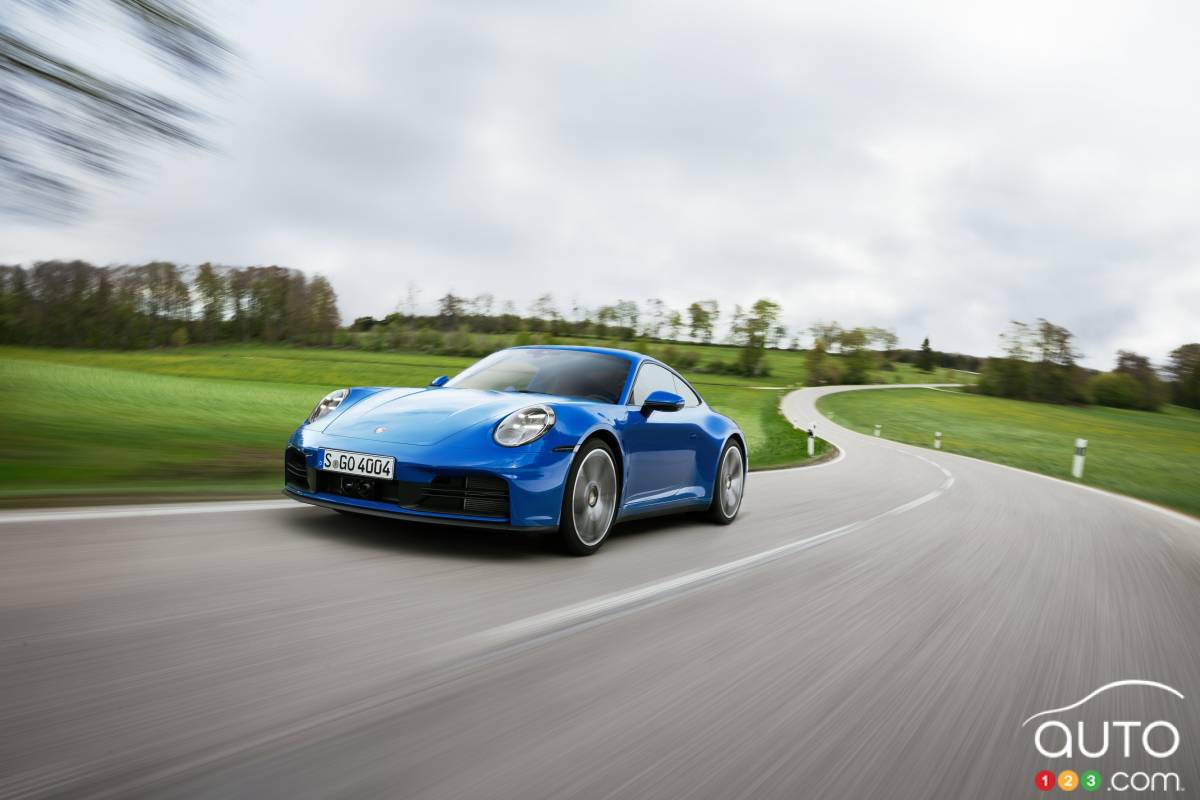 Porsche 911 Carrera 2025