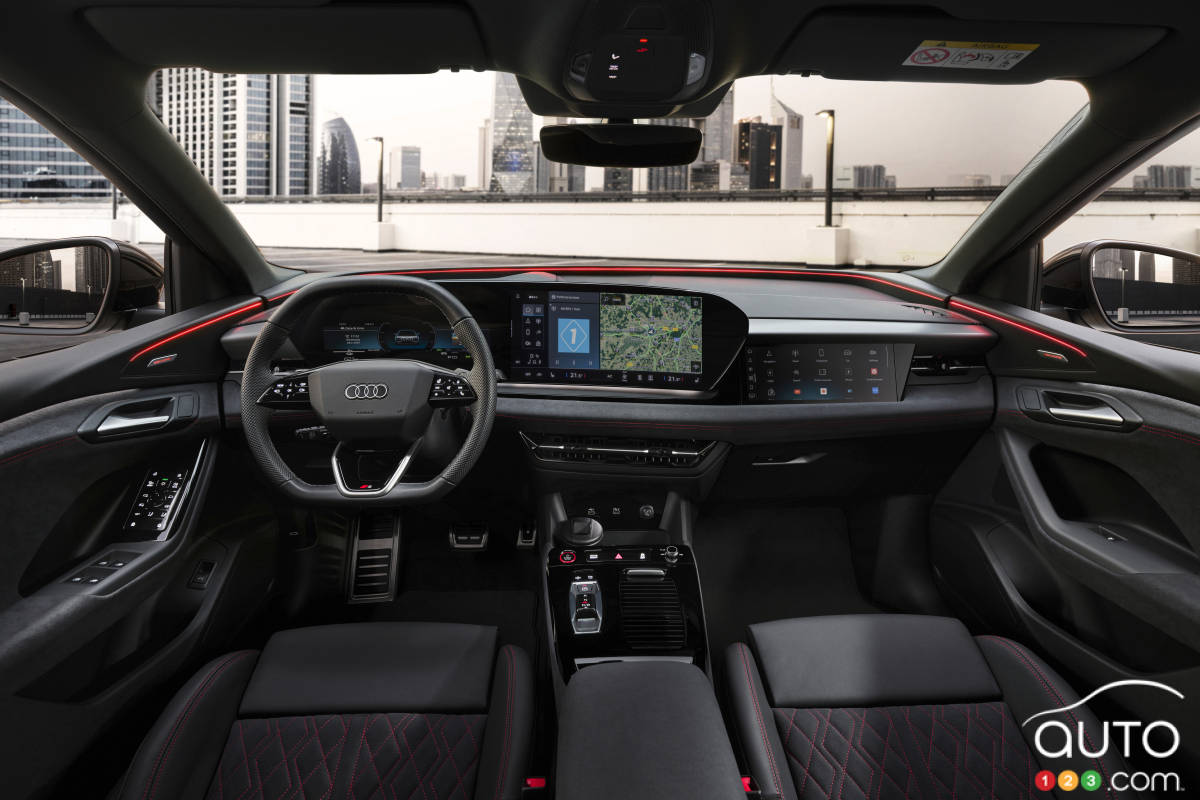 Audi Q6 e-tron 2025, intérieur
