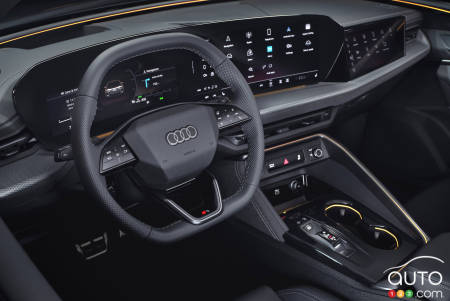 2025 Audi Q5, steering wheel, screens