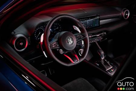 2023 Alfa Romeo Tonale, interior