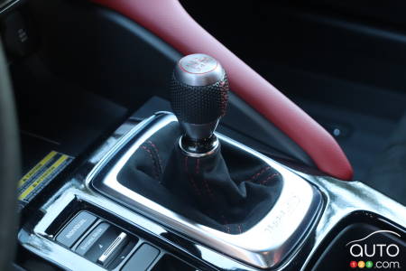 Manual shifter in the 2024 Acura Integra Type S