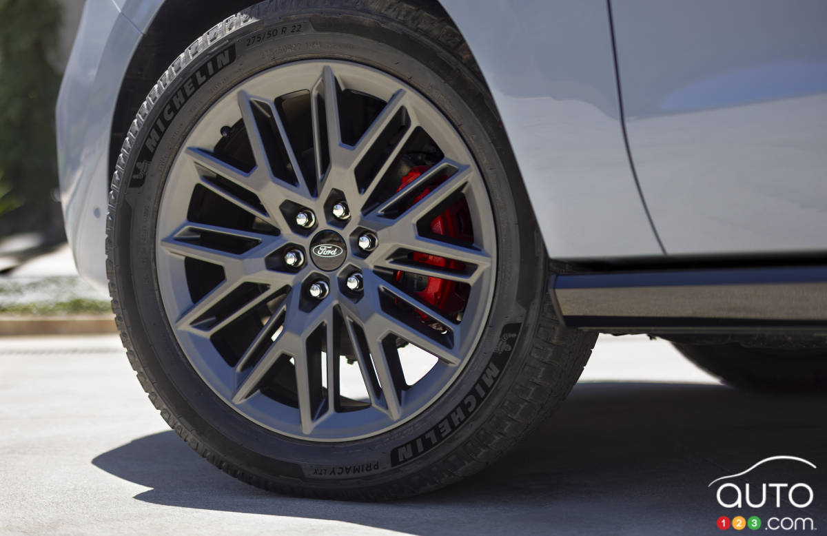 2025 Ford Expedition (Stealth Performance  version), wheel