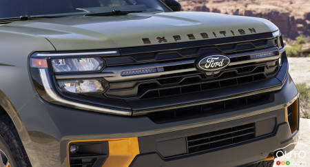 Ford Expedition Tremor 2025, front grille