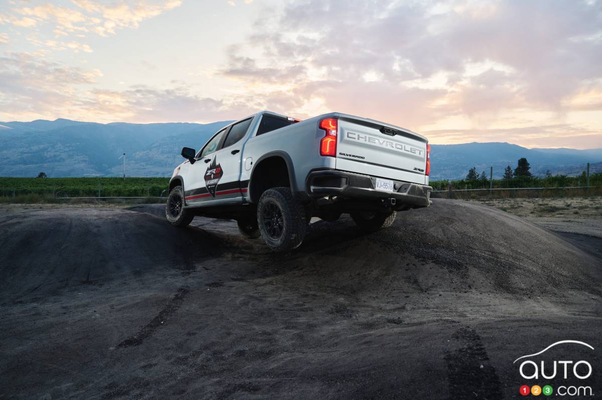 Chevrolet Silverado ZR2 2024