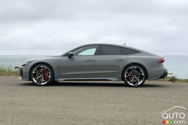 Exterior design of 2024 Audi RS7 Sportback Performance