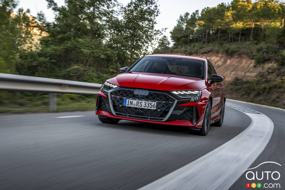 L’Audi RS 3 2025 (berline), sur la route