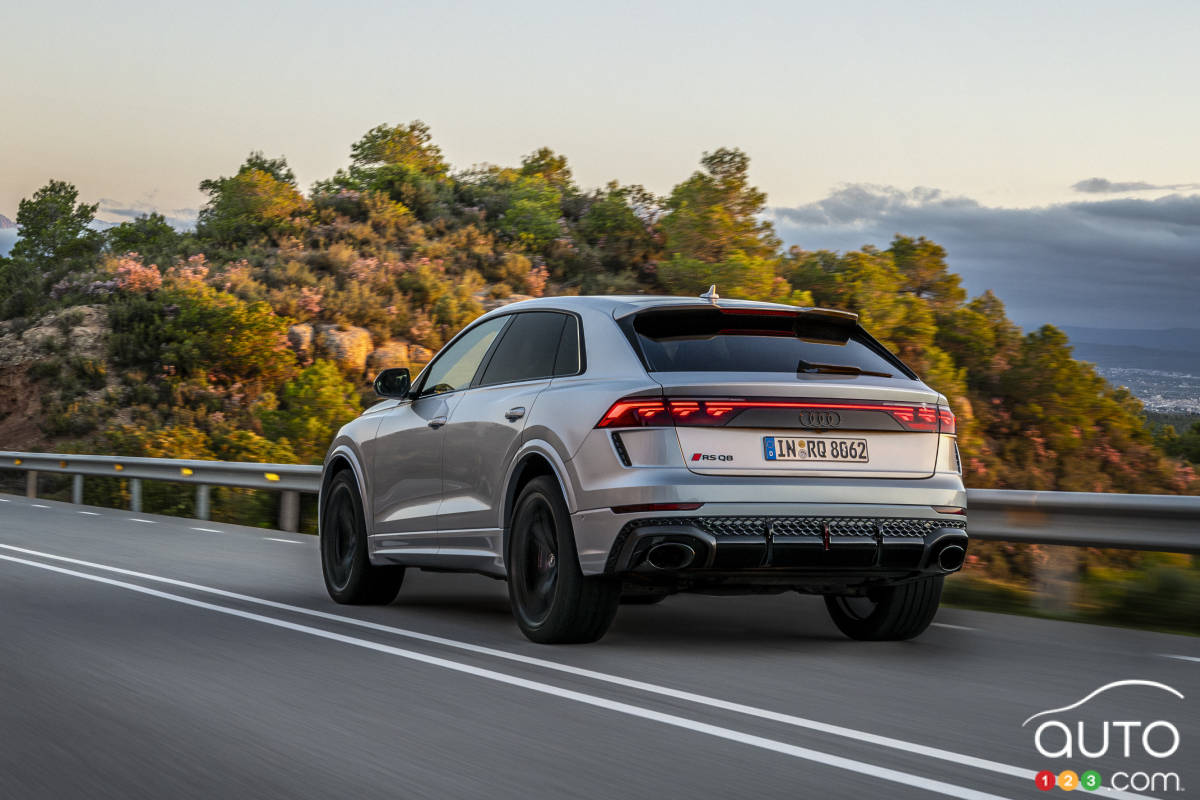 Audi RS Q8 2025, trois quarts arrière