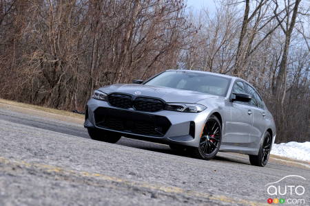 2023 BMW M340i xDrive, three-quarters front