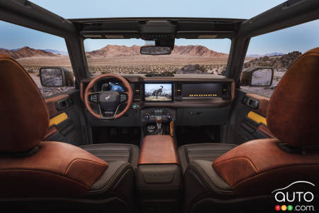 2021 Ford Bronco 2-door, interior