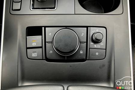 "That" rotary knob in the Mazda CX-90 PHEV