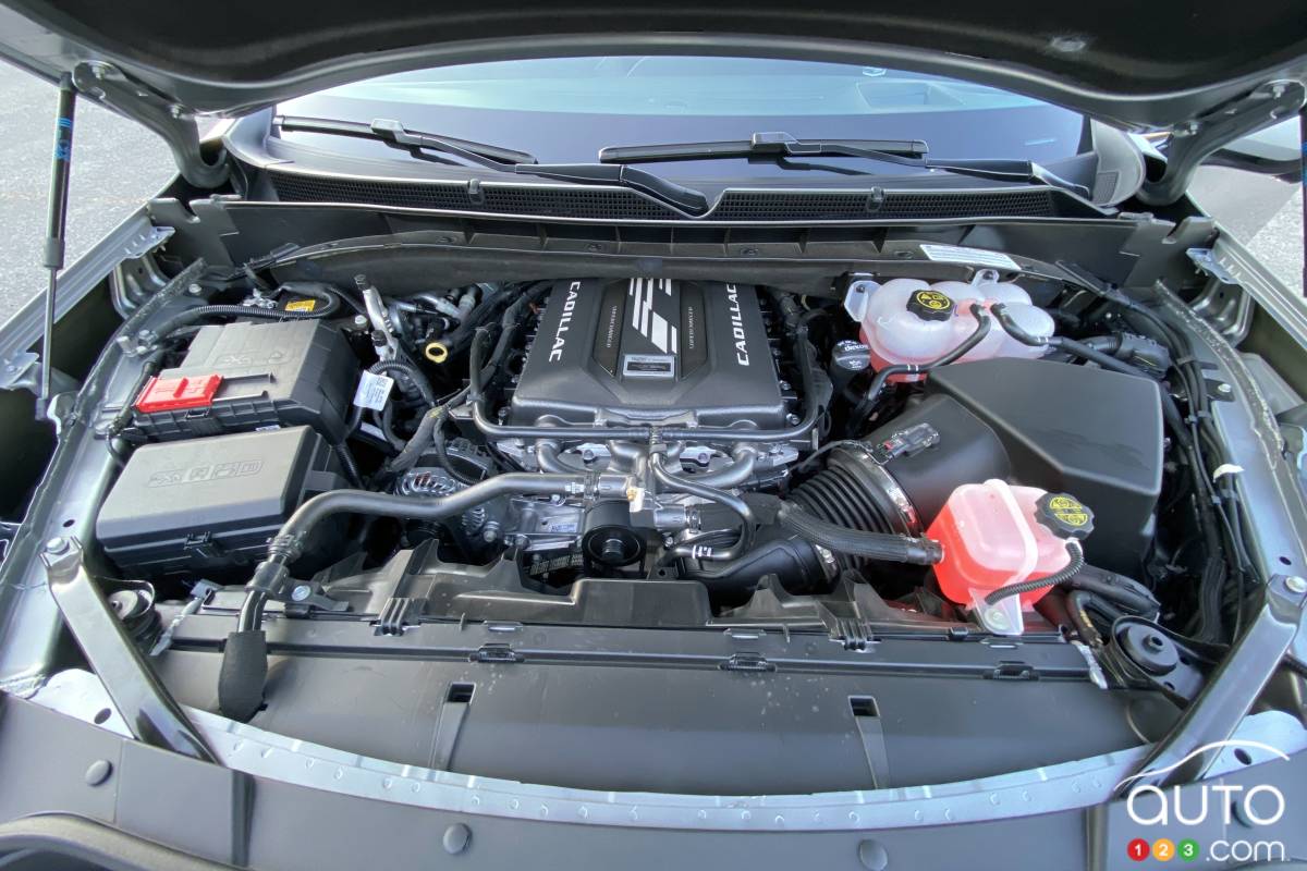 Cadillac Escalade-V 2022, moteur