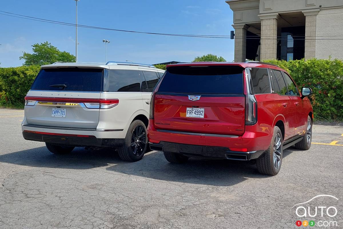 Lincoln Navigator 2022 et Cadillac Escalade 2022 - Hayons